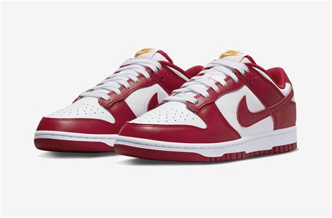 Buy Dunk Low 'Gym Red' .